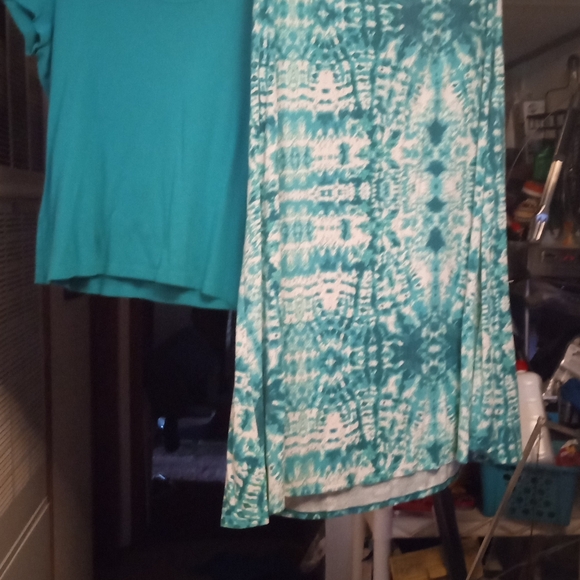 2 For $8 NWOT Teal Sweater and skirt - Picture 4 of 4